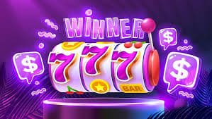 Meja poker live dengan kartu dan chip di platform beta108